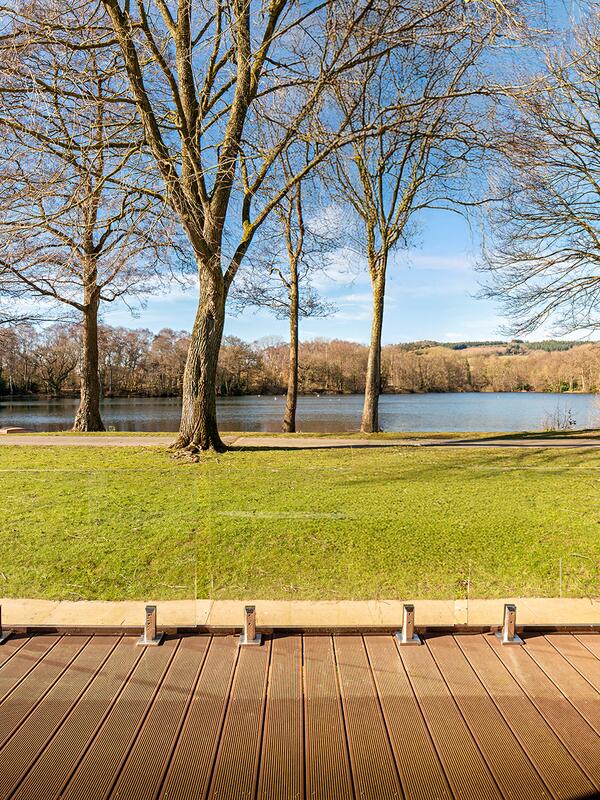 Willerby Vogue Nouveau for sale on lake edge pitch at Pearl Lake. Pitch view photo