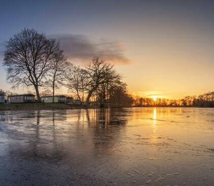 Winter sunset at Pearl Lake