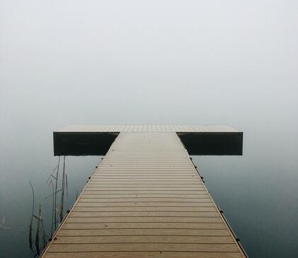 Misty lake at Pearl Lake Country Holiday Park