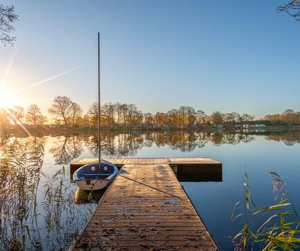 Boat jetty at Pearl Lake Country Holiday Park