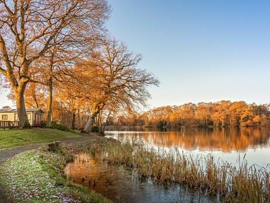 Winter at Pearl Lake Country Holiday Park, Herefordshire.