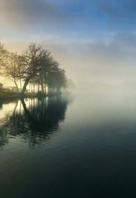 Winter sunrise at Pearl Lake