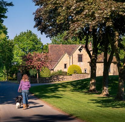 Pet friendly, self-catering cottage holidays at Pearl Lake Herefordshire