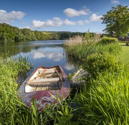 Rowing boat at Pearl Lake