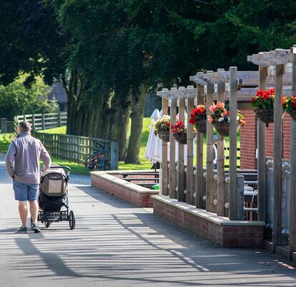 5 star caravan park with clubhouse