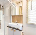 ABI Elgar holiday home for sale at Discover Parks shower room photo